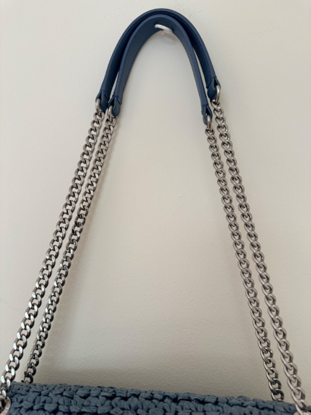 Sandro Raffia YZA Blue Woven Shoulder Bag with Chain Strap - Picture 8 of 14